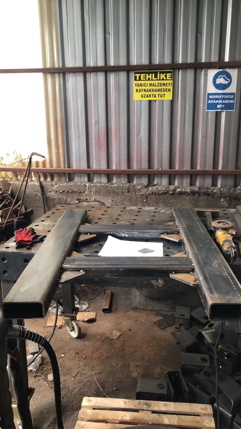 Arı İstif üretim sahasında forklift ataşmanı imalat aşaması 13