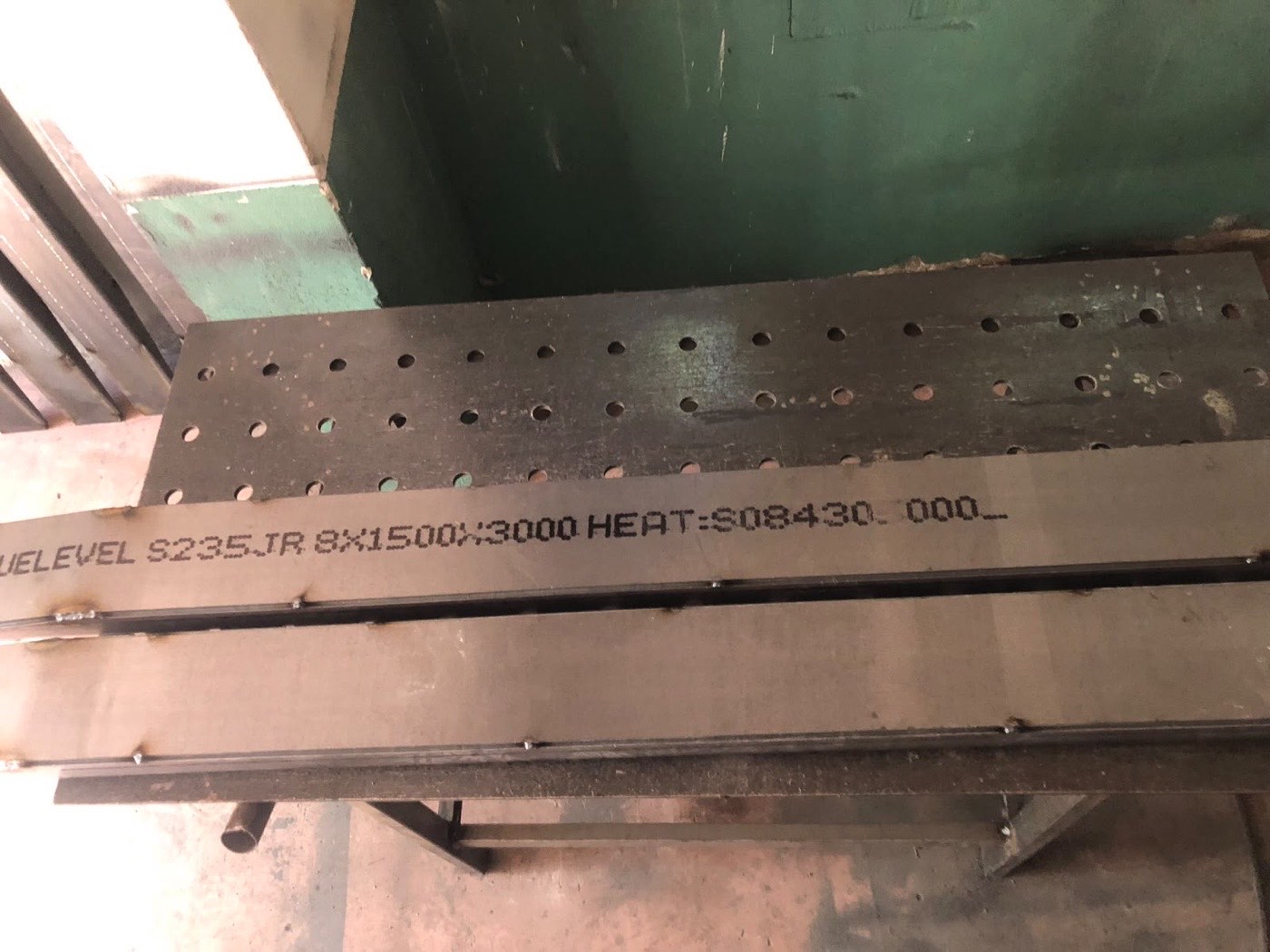 Arı İstif üretim sahasında forklift ataşmanı imalat aşaması 17