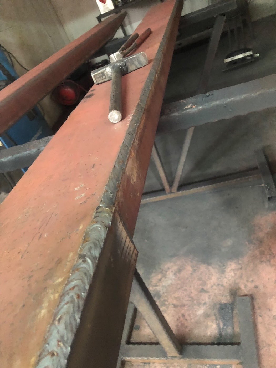 Arı İstif üretim sahasında forklift ataşmanı imalat aşaması 18